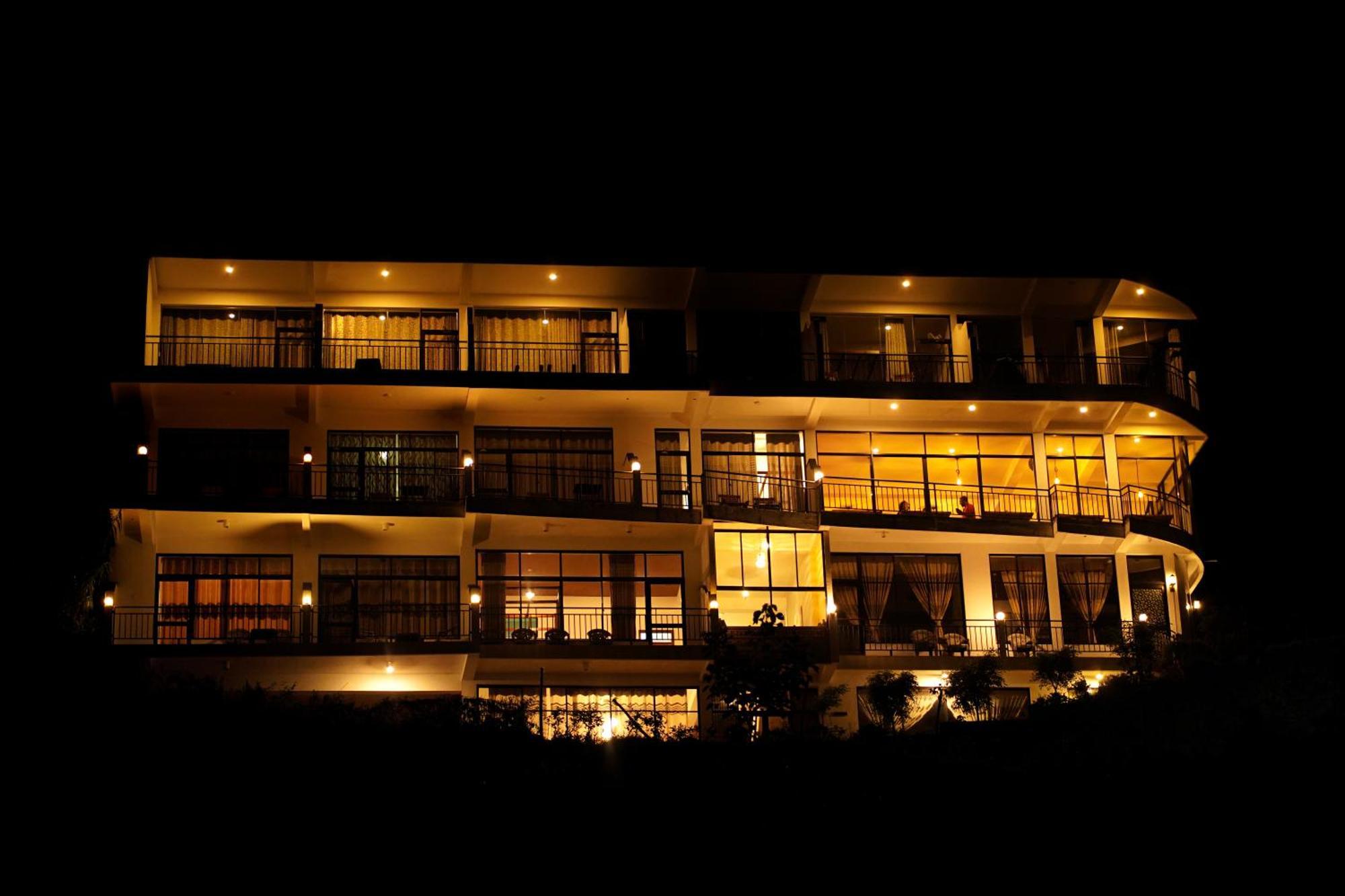 Leisure Mount View Hotel Haputale Bagian luar foto