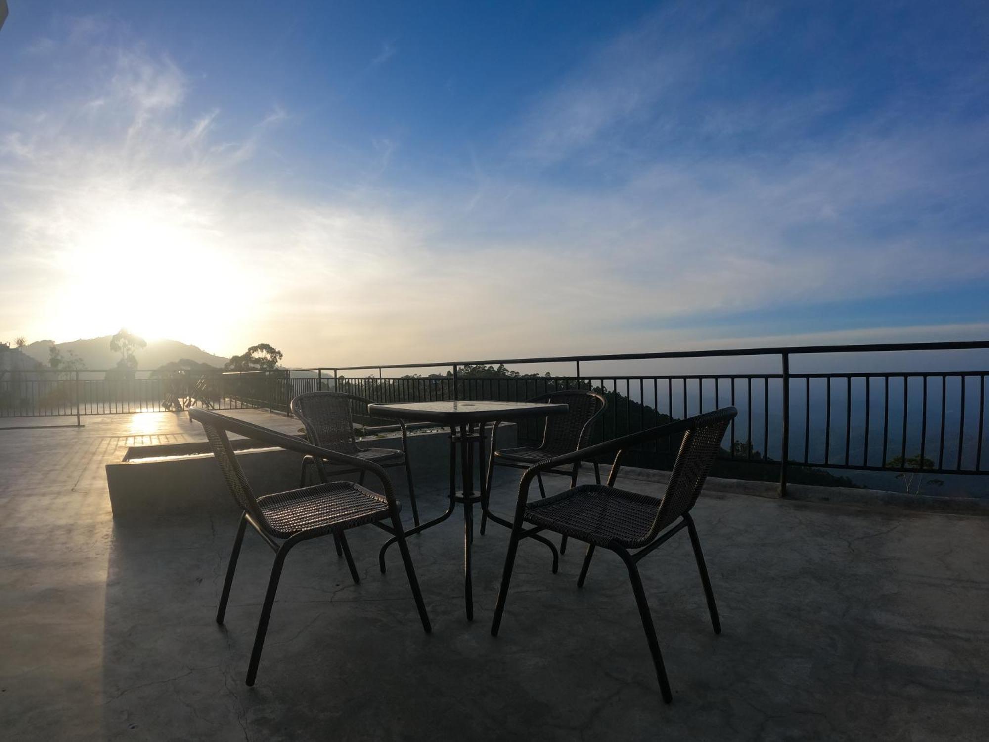 Leisure Mount View Hotel Haputale Bagian luar foto
