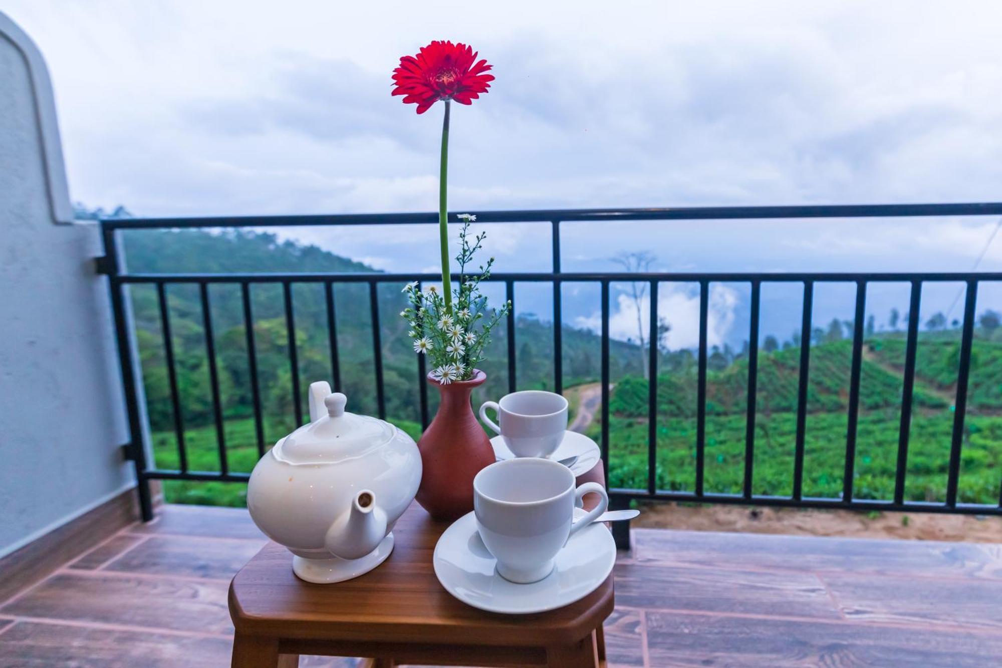 Leisure Mount View Hotel Haputale Bagian luar foto